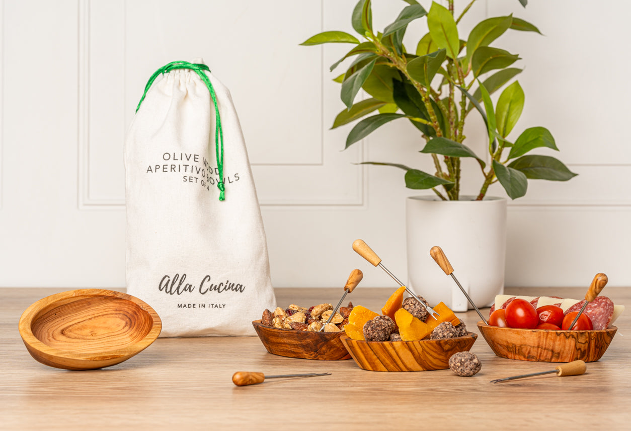 Italian Olivewood Aperitivo Bowls - Set of 4