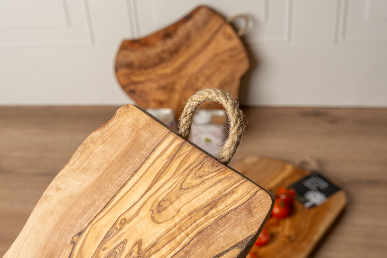 Italian Olivewood Charcuterie Board - Rope Handle