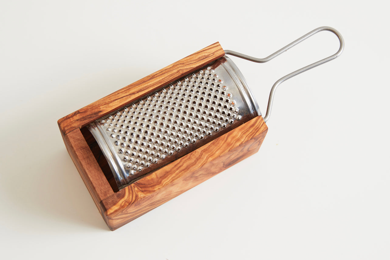 Berard Parmesan Cheese Grater with Box, 15 x 7 x 8.5 cm - Piccantino
