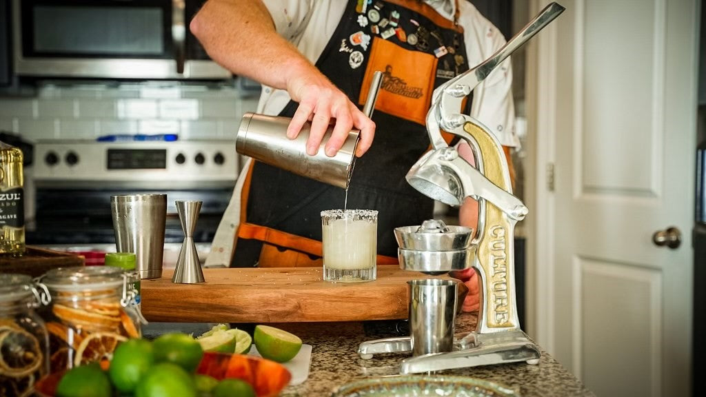 Artisan Citrus Juicer: Tips for Lime & Hand Crank Juicing