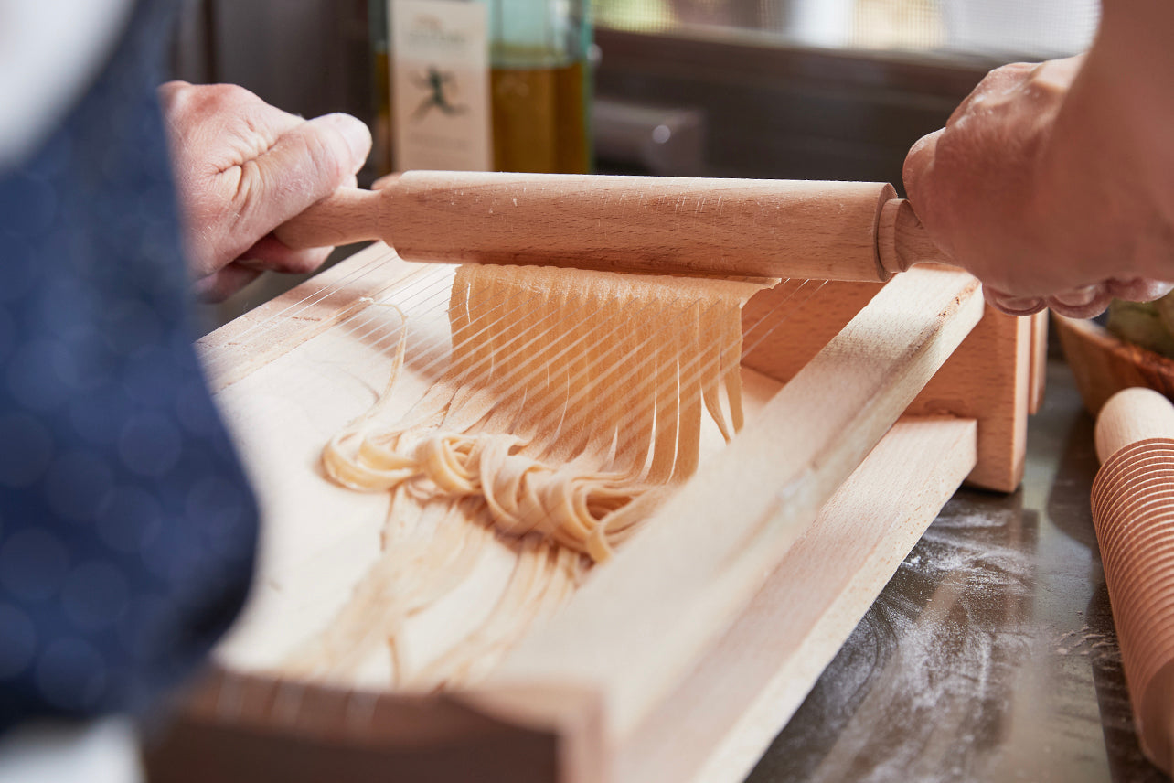 Verve Culture Italian Pasta Chitarra with Rolling Pin